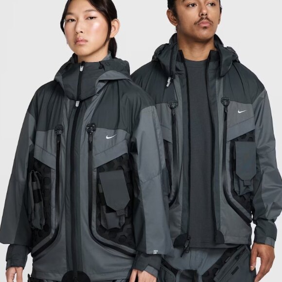 NWT: Nike ISPA Butterfly Jacket Unisex